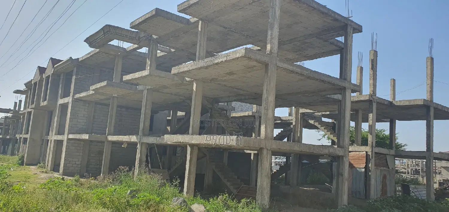 የሚሸጥ G+3 ጅምር ቤት