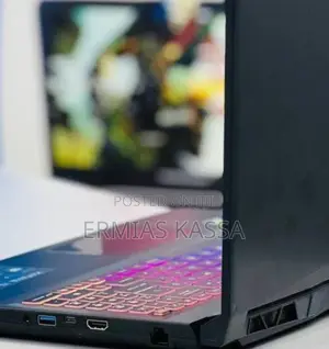 New Laptop MSI Katana 17 16GB Intel Core I7 SSD 1T