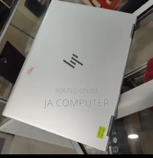 New Laptop HP Spectre 8GB Intel Core I5 SSD 512GB