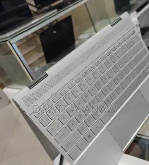 New Laptop HP Spectre 8GB Intel Core I5 SSD 512GB