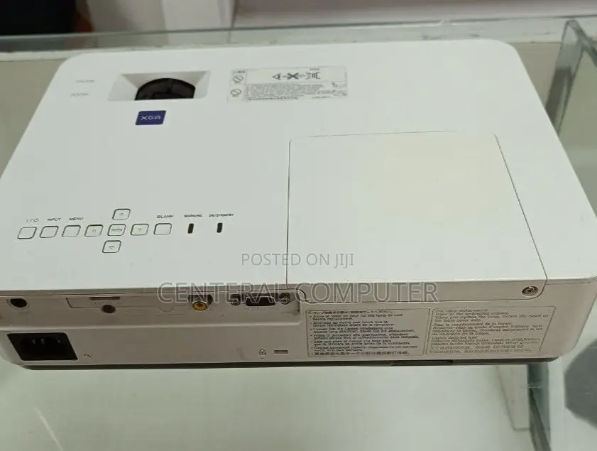 Sony VPL-DX221 Model Projector