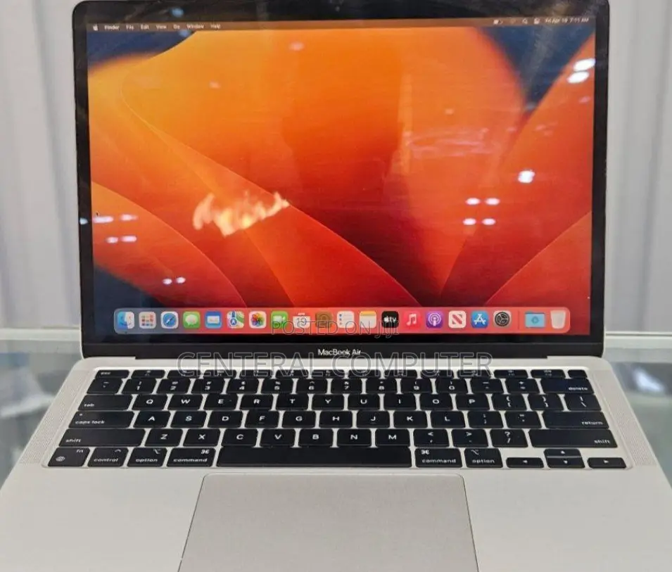 New Laptop Apple MacBook Air 2020 M1 8GB Apple M1 SSD 512GB