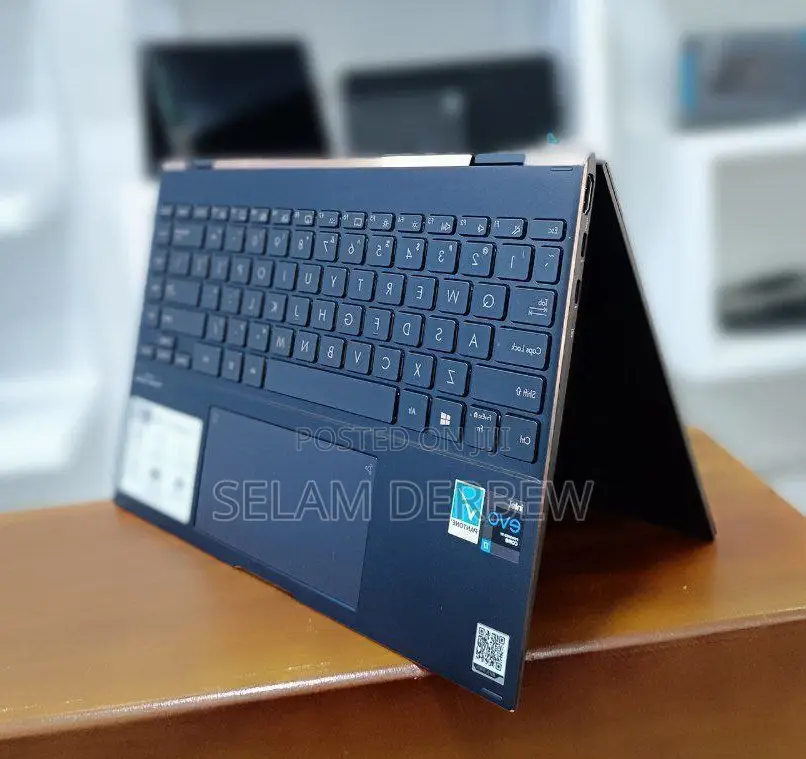 New Laptop Asus ZenBook Flip UX360UA 16GB Intel Core I7 SSD 1T