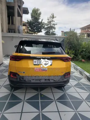 Bestune T77 1.2 FWD 2021 Yellow