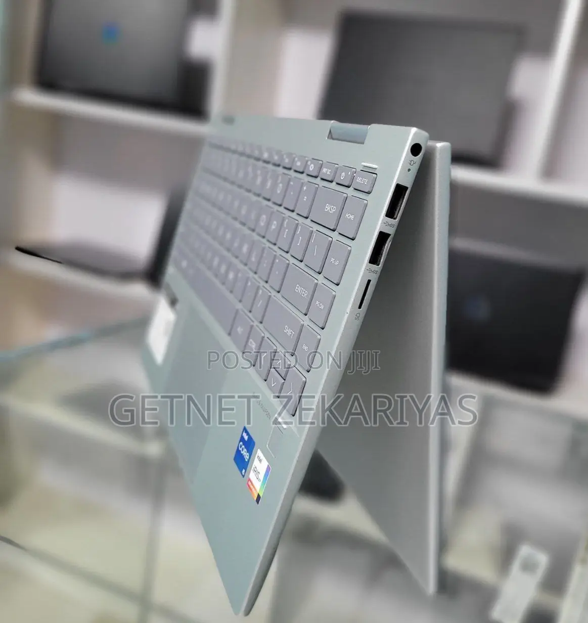 New Laptop HP Envy X360 8GB Intel Core I5 SSD 512GB