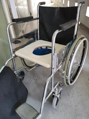 Wheelchairዊልቼር/ያገለገለ ነዉ/Wheelchair*በርካሽ Wheelchair