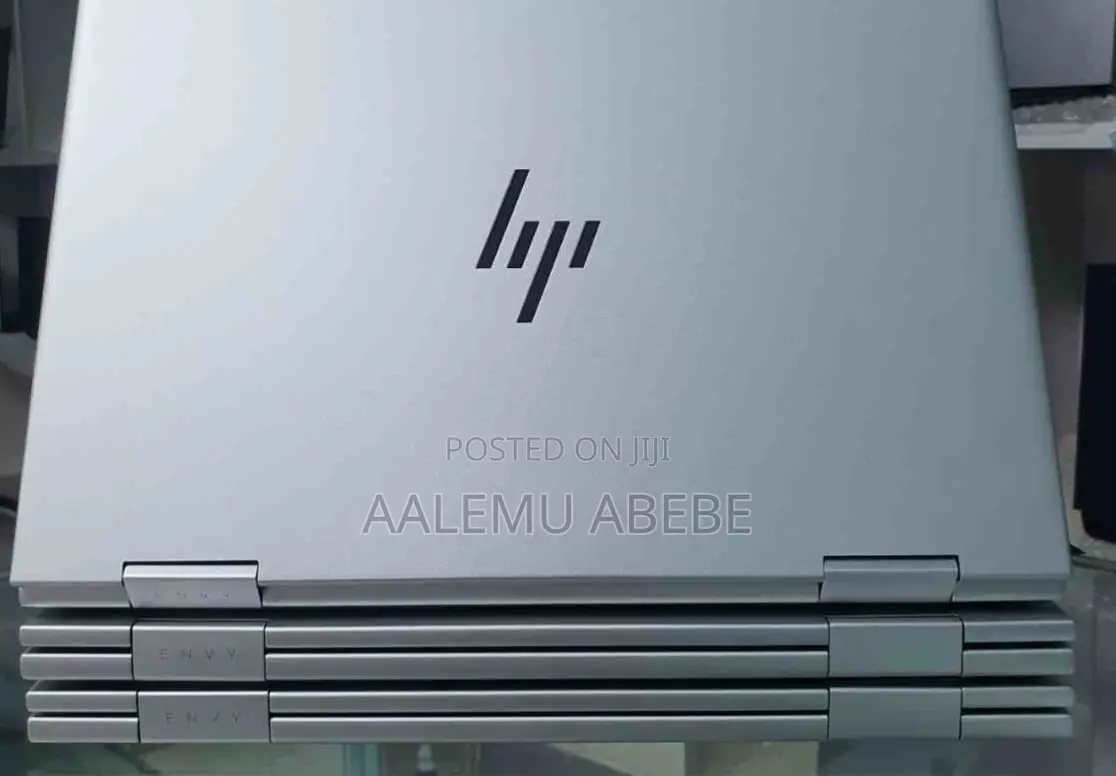 New Laptop HP Envy X360 8GB Intel Core I5 SSD 512GB