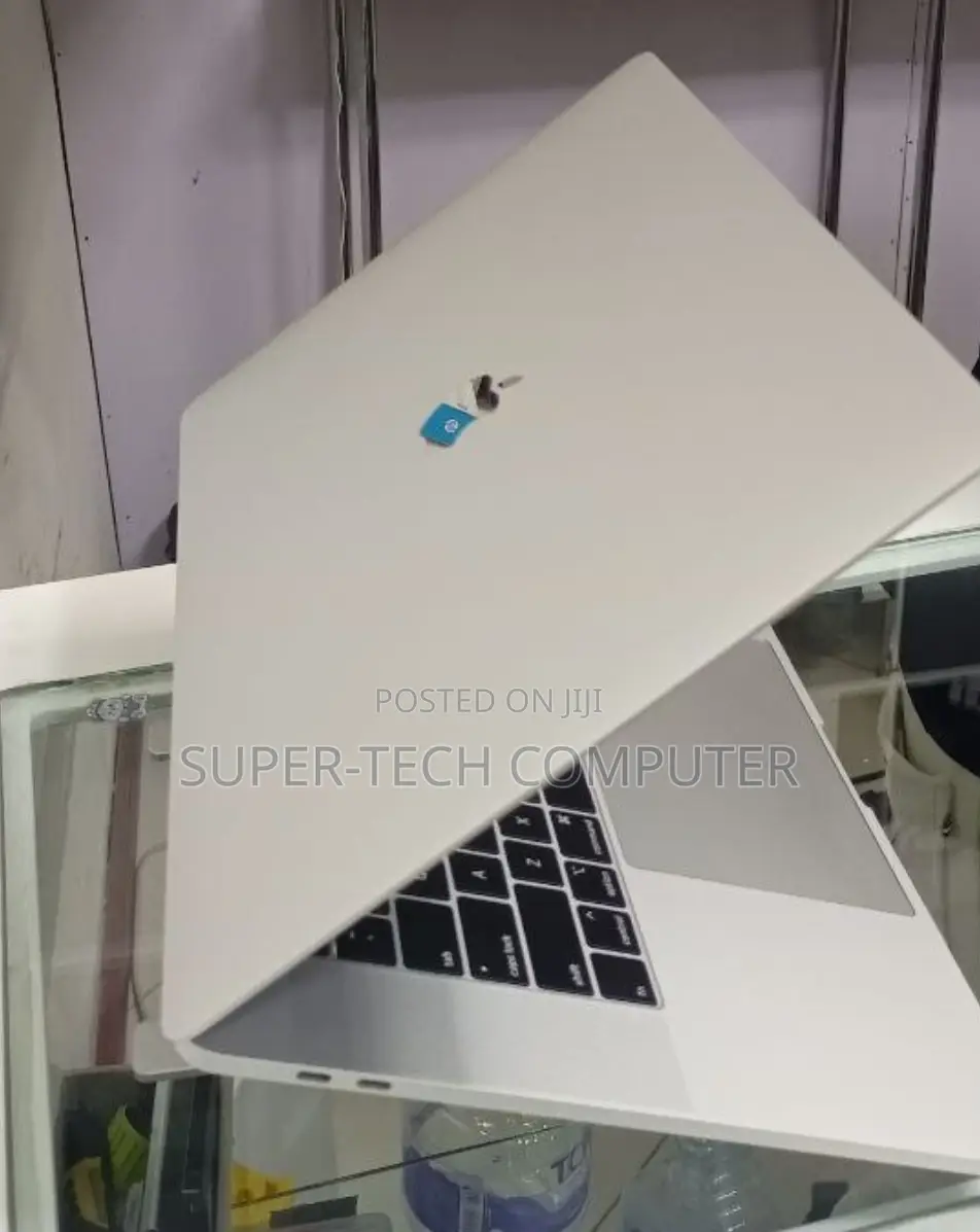 New Laptop Apple MacBook Air 2013 4GB Intel Core i5 SSD 256GB