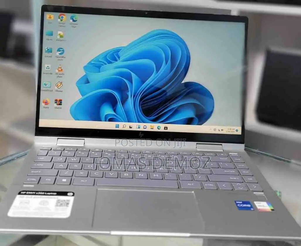 New Laptop HP Envy X360 8GB Intel Core I5 SSD 512GB