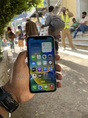 Apple iPhone 11 64 GB Purple