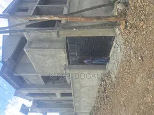 6bdrm House in Ayat, Bole for sale