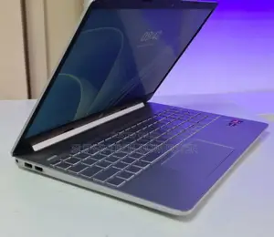 New Laptop HP Stream Notebook 8GB AMD Ryzen 5 SSD 512GB