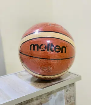 Photo - Molten Basketballs Gg7x