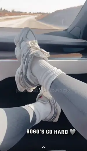 Photo - New Balance 9060 "White Black" Sneaker Master Quality Shoes