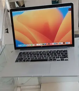 Photo - New Laptop Apple MacBook Pro 2015 16GB Intel Core I7 SSD 512GB