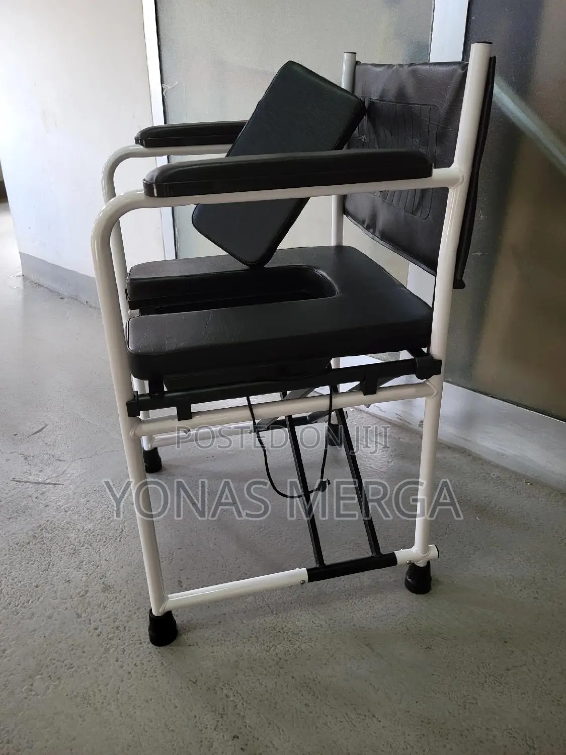 U Shape Popo Chair'popo Chair$Potty Chair"