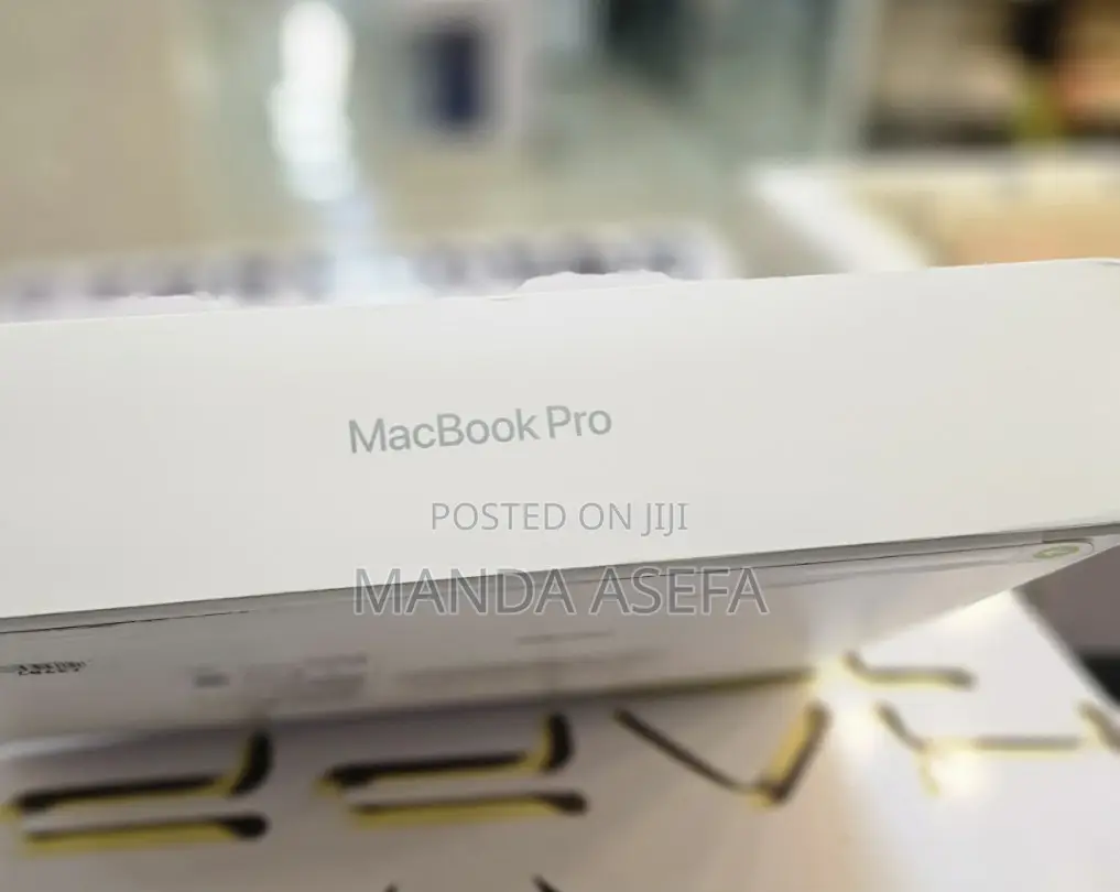 New Laptop Apple MacBook Pro 16GB Apple M2 SSD 512GB