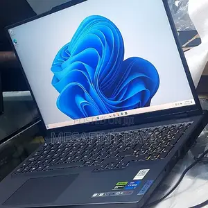 New Laptop Lenovo Legion 5 16GB Intel Core I7 SSD 1T