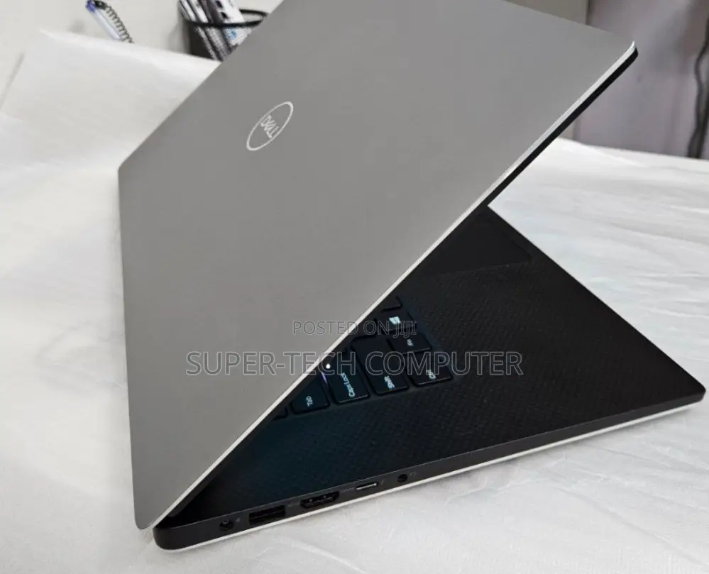 New Laptop Dell Precision 5540 16GB Intel Core I9 SSD 512GB