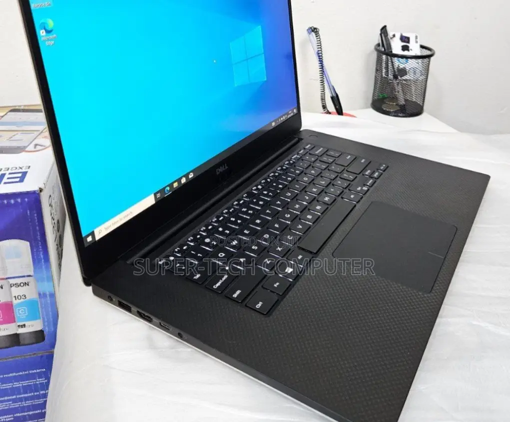 New Laptop Dell Precision 5540 16GB Intel Core I9 SSD 512GB