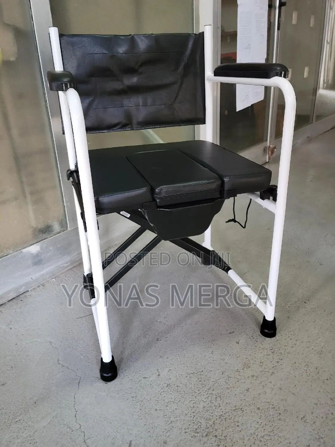 Toilet Chair+U አይነት ፖፖ/Popo Chair:Potty Chair'commode ቼር