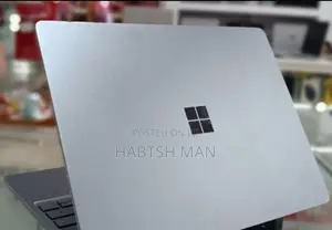 New Laptop Microsoft Surface 8GB Intel Core I5 SSD 512GB