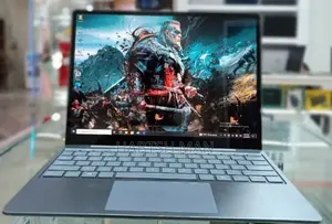 New Laptop Microsoft Surface 8GB Intel Core I5 SSD 512GB