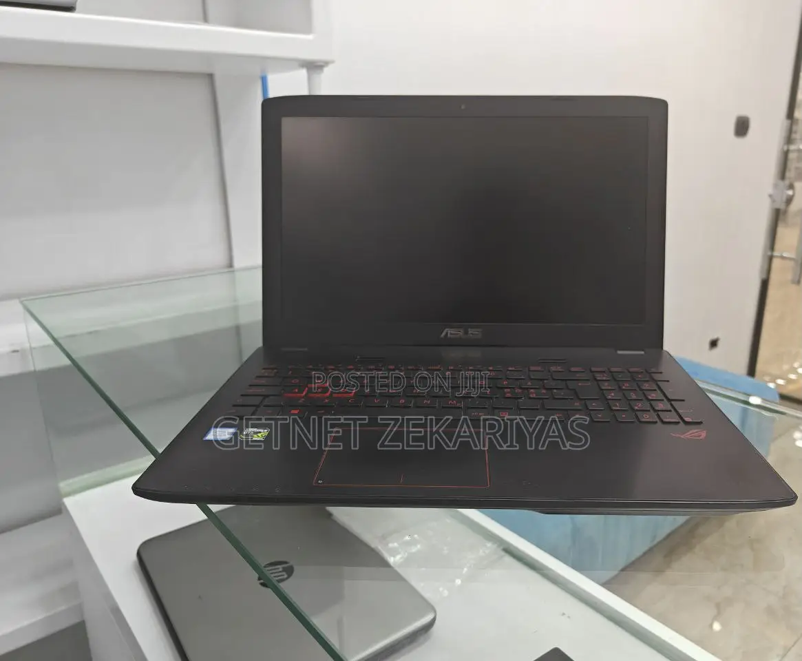 New Laptop Asus ROG Strix G15 8GB Intel Core I5 SSD 128GB