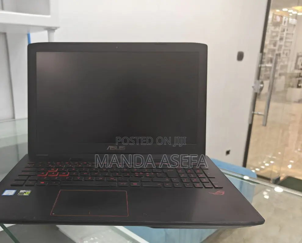 New Laptop Asus ROG Strix G15 8GB Intel Core I5 HDD+SSD 1T