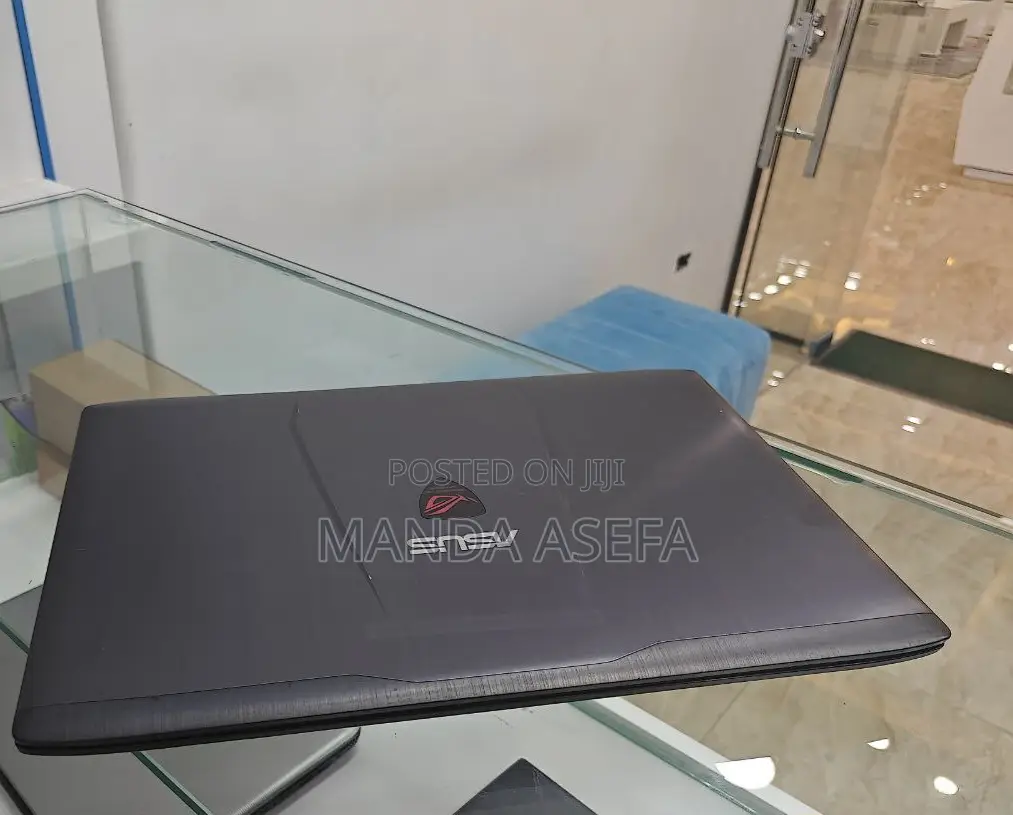 New Laptop Asus ROG Strix G15 8GB Intel Core I5 HDD+SSD 1T