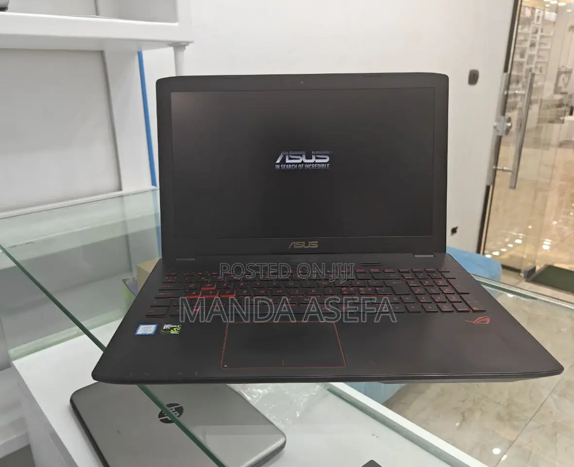 New Laptop Asus ROG Strix G15 8GB Intel Core I5 HDD+SSD 1T