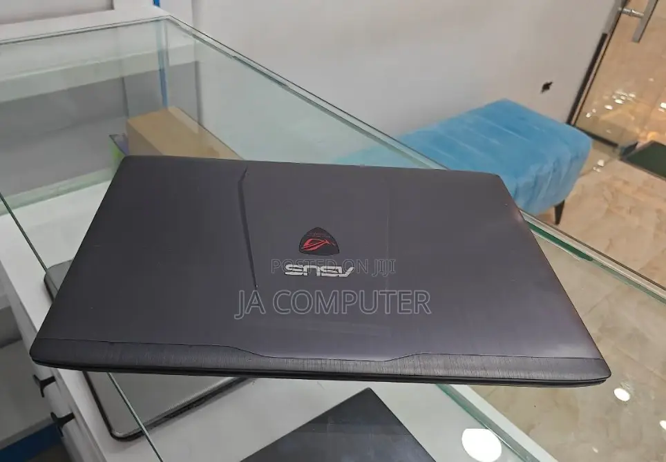 New Laptop Asus ROG Strix G15 8GB Intel Core I5 HDD+SSD 1.5T