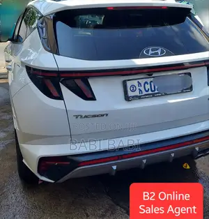 Hyundai Tucson 2022 White