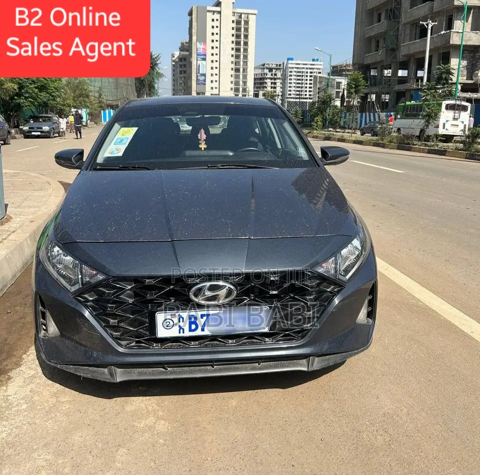 Hyundai i20 2021 Gray