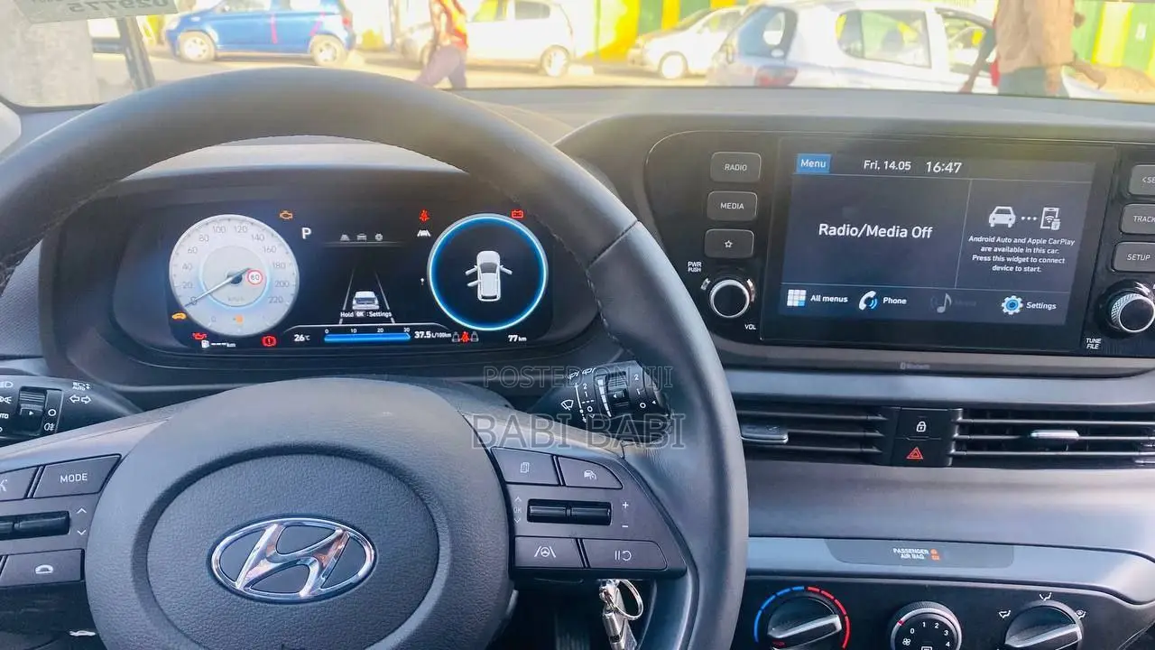 Hyundai i20 2021 Gray