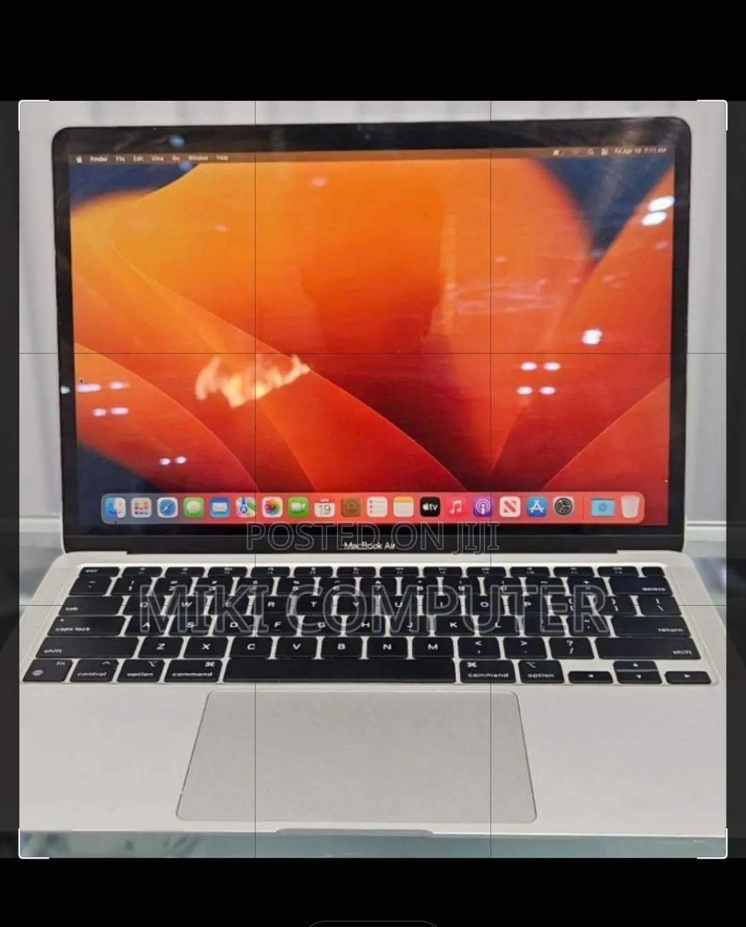 New Laptop Apple MacBook Air 2020 M1 8GB Intel SSD 256GB