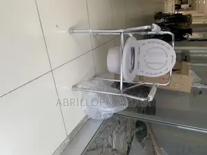Photo - Toilet Chair%Shower Chair%Commode Chair*%Toilet Chair*Bowl*