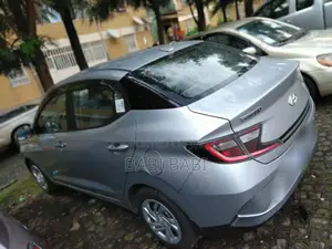 Hyundai I10 2021 Silver