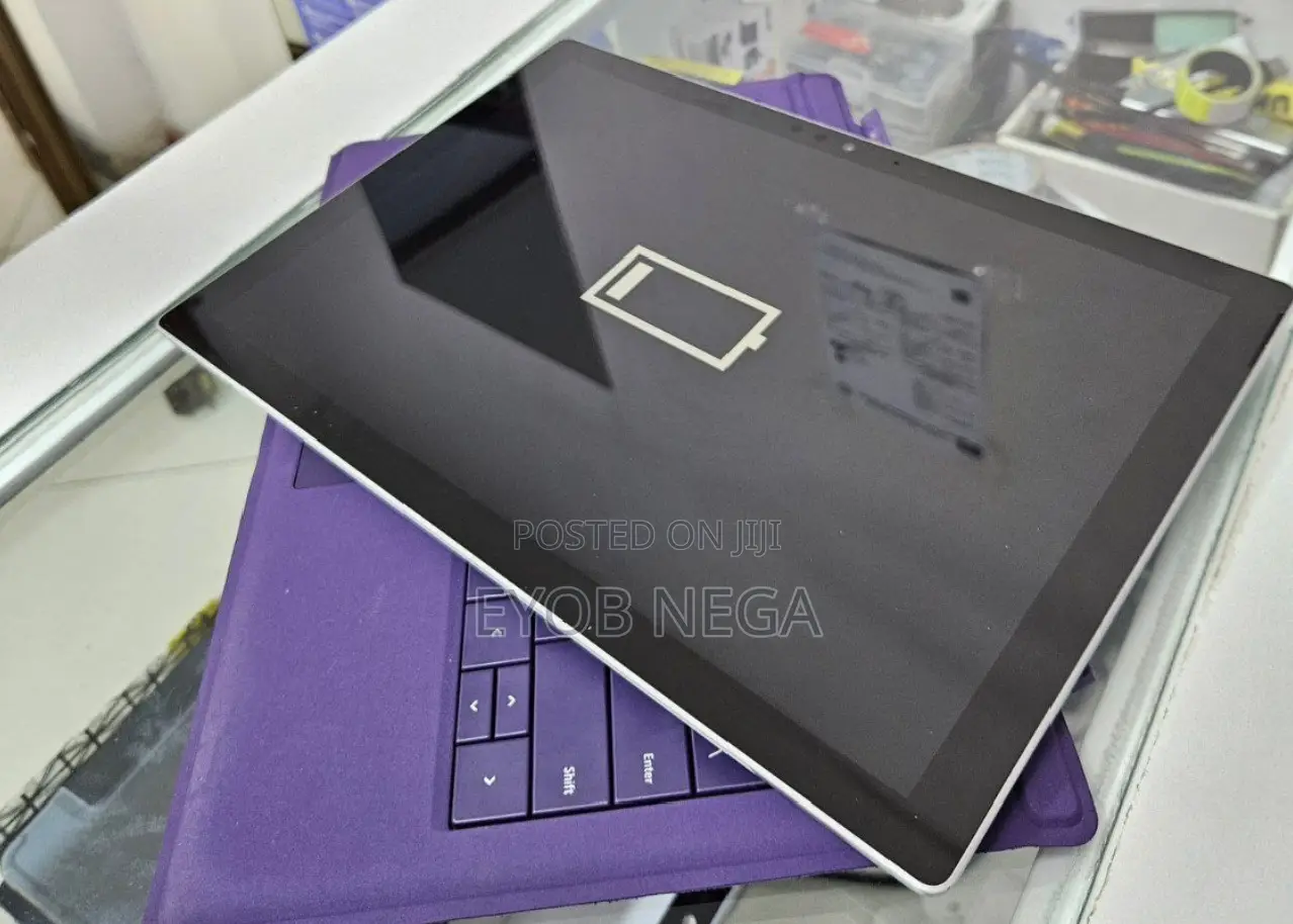 New Laptop Microsoft Surface Pro 4GB SSD 128GB