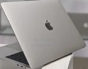 New Laptop Apple MacBook Pro 2018 16GB Intel Core I7 SSD 512GB