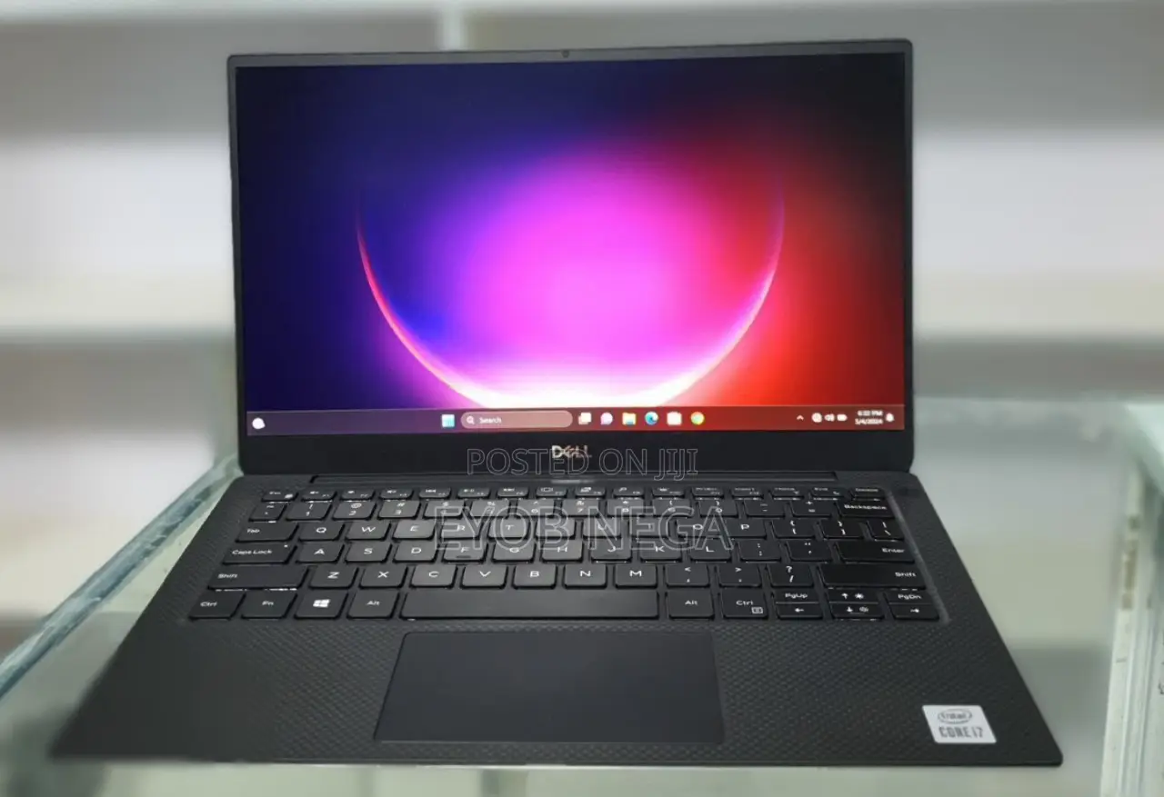 New Laptop Dell XPS 13 7390 16GB Intel Core I7 SSD 512GB