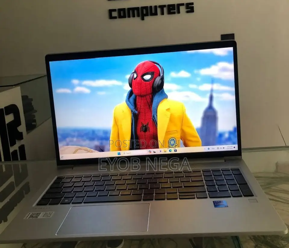 New Laptop HP ProBook 450 G9 16GB Intel Core I7 SSD 512GB
