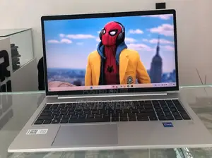 New Laptop HP ProBook 450 G9 16GB Intel Core I7 SSD 512GB