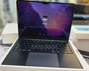 Photo - New Laptop Apple MacBook Air 2023 M2 8GB Apple M2 SSD 256GB