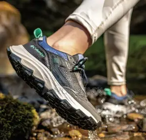  Columbia Mens Hatana Max Outdry Shoe