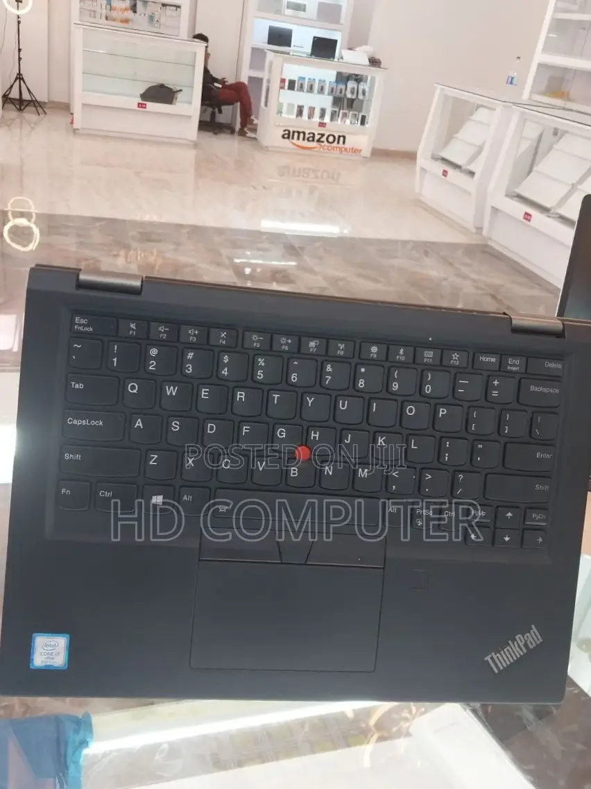 New Laptop Lenovo ThinkPad X390 Yoga 16GB Intel Core I7 SSD 512GB