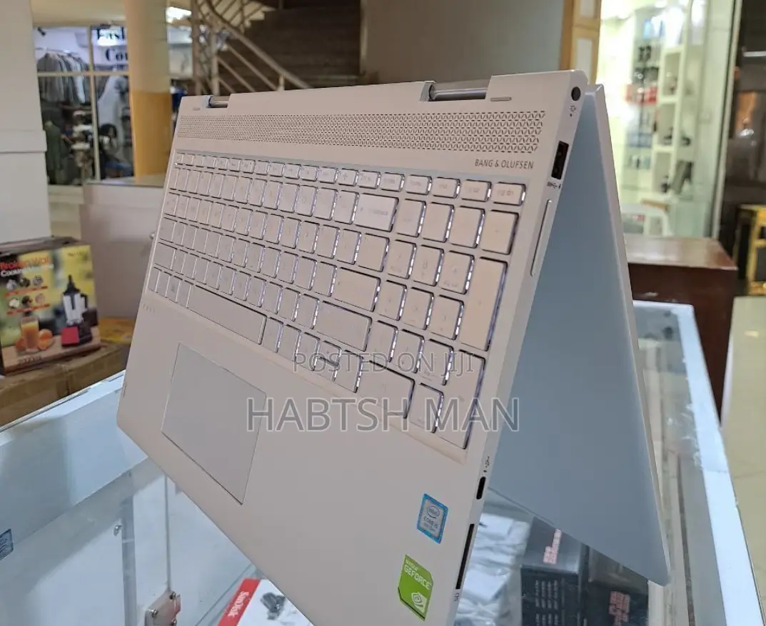 New Laptop HP Envy X360 8GB Intel Core I5 SSD 512GB