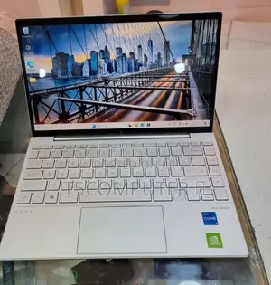 New Laptop HP Envy X360 16GB Intel Core I5 SSD 512GB