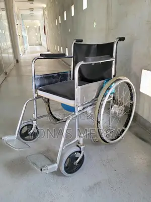 Wheelchair\Toilet Wheelchair ÷በተለያየ Option/Wheelchair°ዊልቼር
