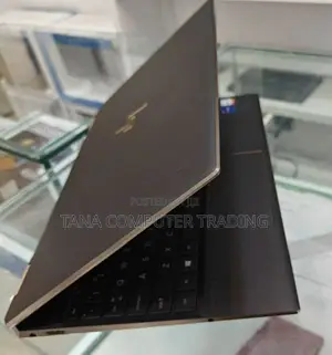 New Laptop HP Spectre 14 16GB Intel Core I7 SSD 512GB